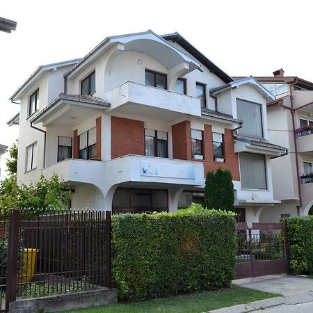 Apartment In Prilep Buitenkant foto