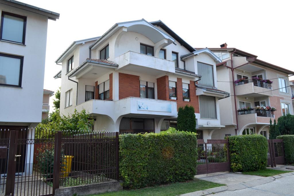 Apartment In Prilep Buitenkant foto